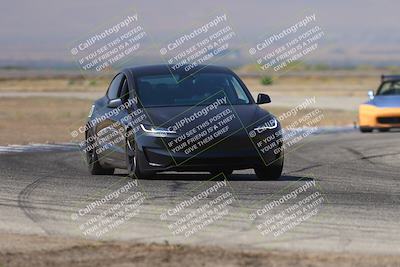 media/Sep-20-2025-Extreme Speed (Sat) [[1fcc23683c]]/Orange (Mid Intermediate)/Session 2 (Sunrise)/